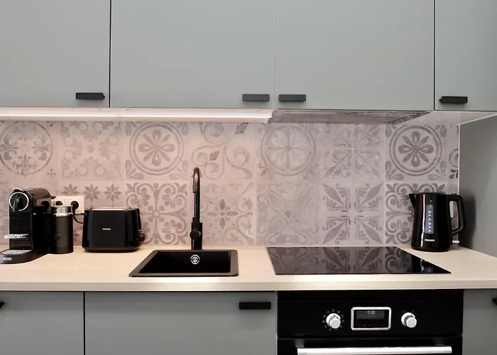 Triple A Apartment *